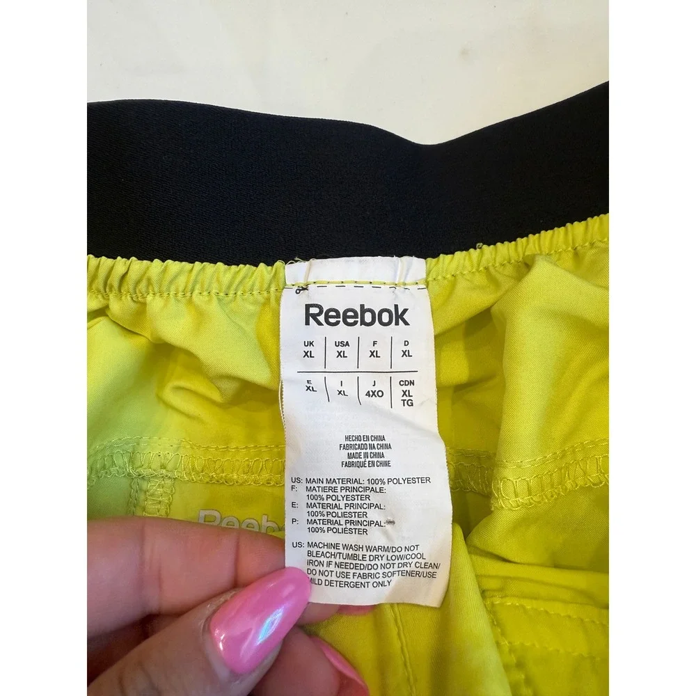 Reebok PlayDry Mens XL Neon Lime Yellow Athletic Gym Training Shorts 3/4 Graphic